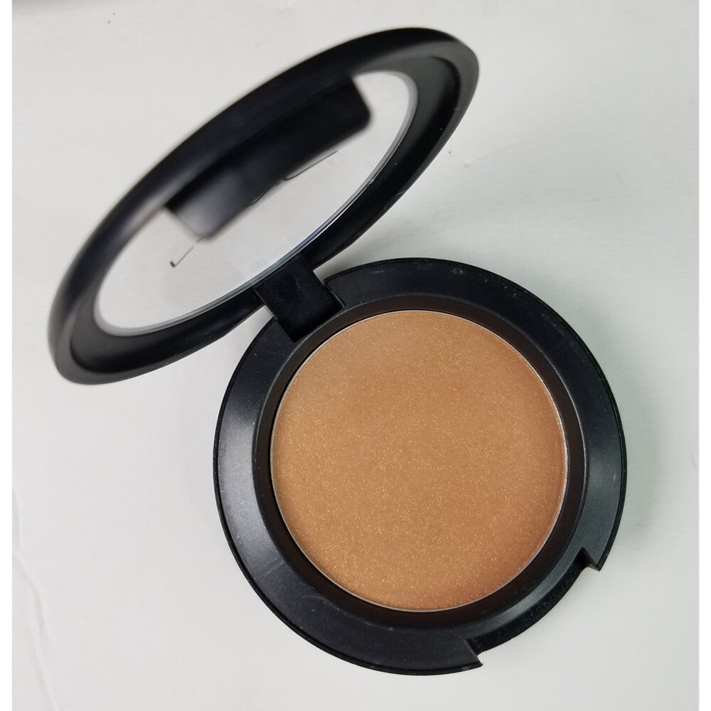 Mac Enough Said Beauty Powder